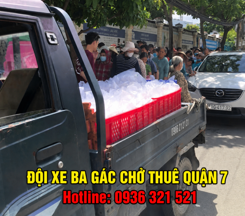 nhan-cho-hang-hoa-quan-7-gia-re